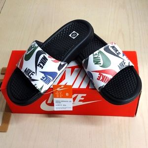 NIKE WOMEN'S BENASSI Just Do It Printed SLIPPERS!